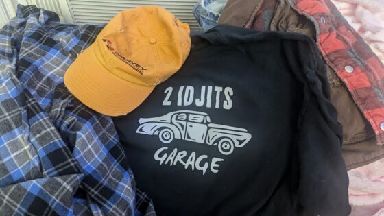 2 Idjits Garage