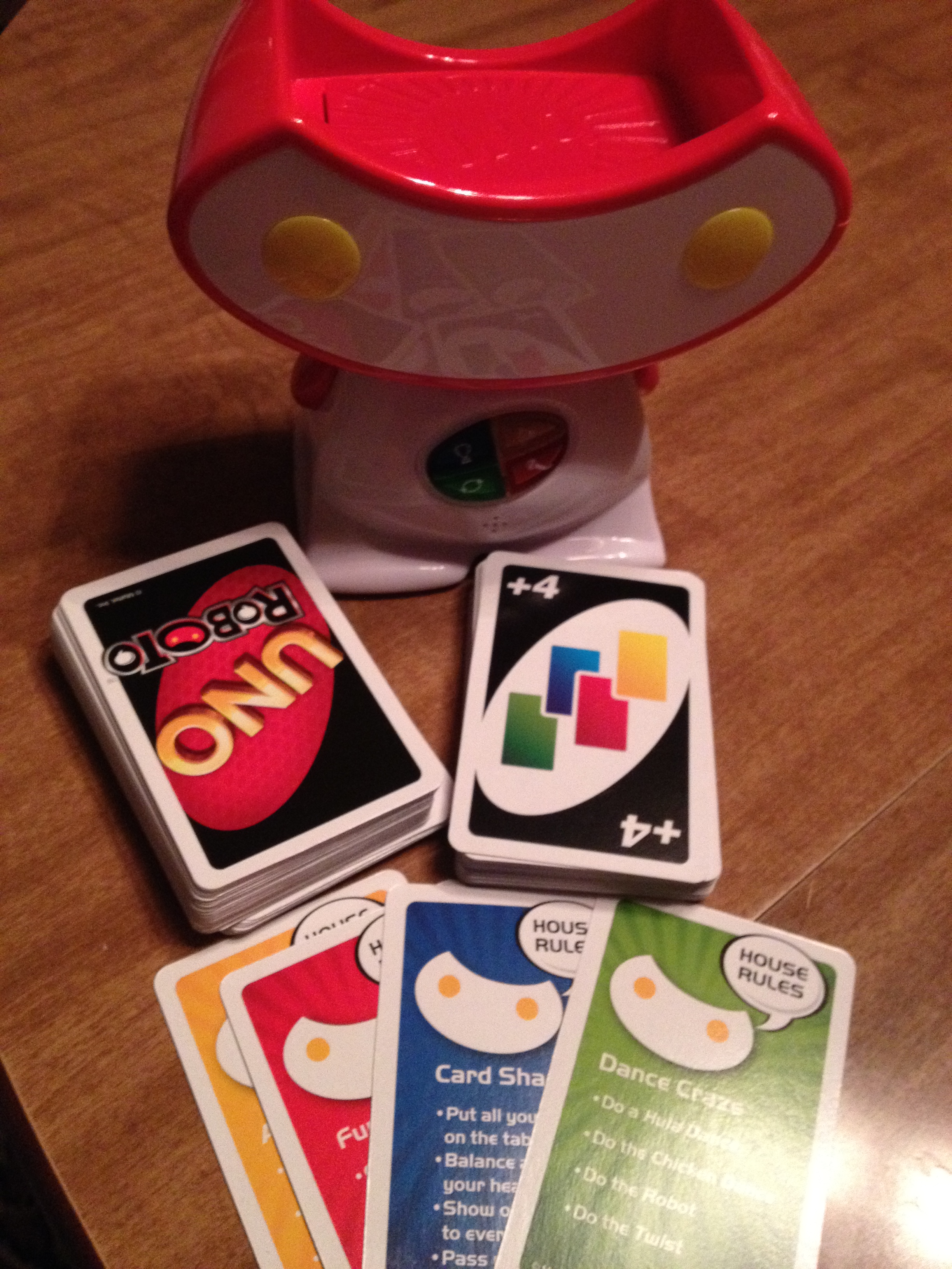 SwagsGiving 2 Giveaway: UNO Roboto