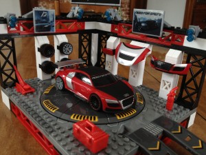MEGA Bloks Need for Speed Custom Garage