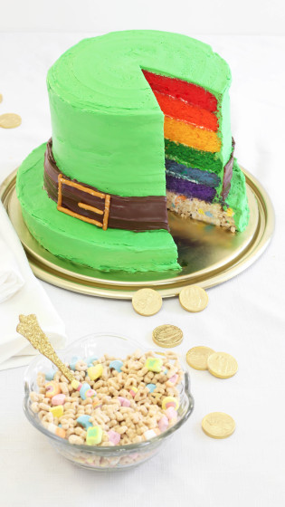 Lucky Charms Rainbow Cake_FINAL