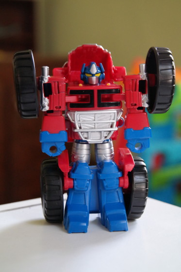 Optimus Prime Reformatted - Robot Heroes - Robot Mode