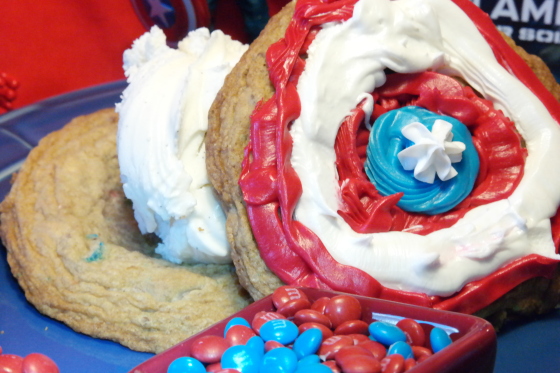 My Finished Ice Cream Sandwich - #CollectiveBias #CBias #CaptainAmerica #HeroesEatMMs #shop