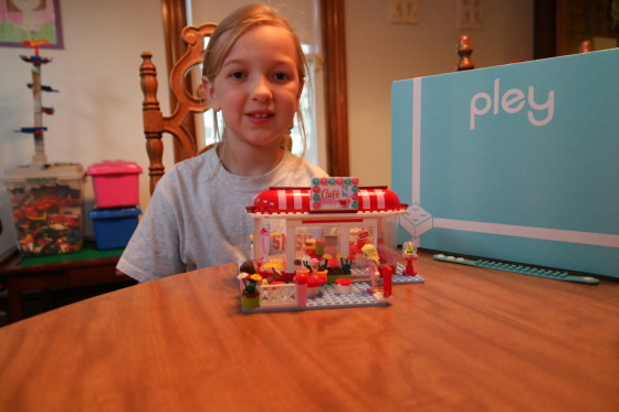 Completing the LEGO Friends cafe