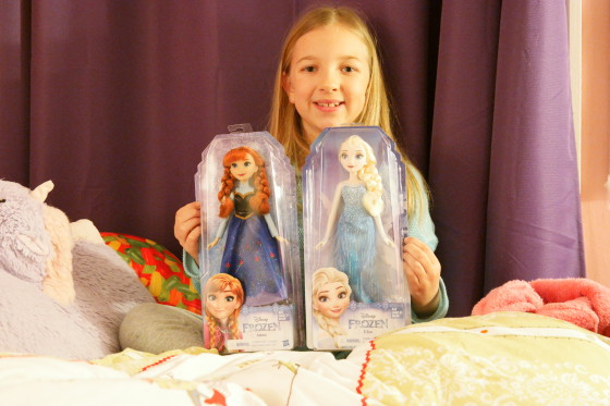 Eva with Anna and Elsa DISNEY FROZEN CLASSIC FASHION Doll Assortment from Hasbro
