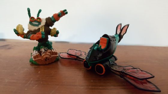 Thrillipede and Buzz Wing
