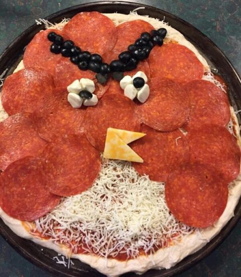 Special Angry Birds Red Pizza