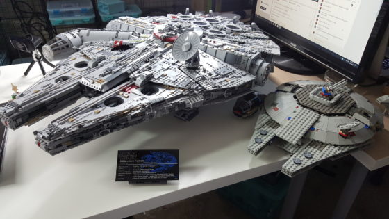 lego millennium falcon 2000