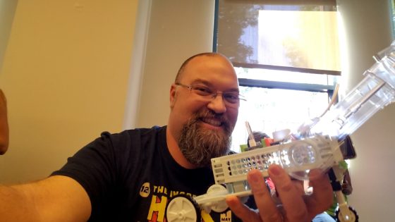 I made my own Droid with littleBits