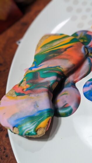 Bow Tie Dye Cookies